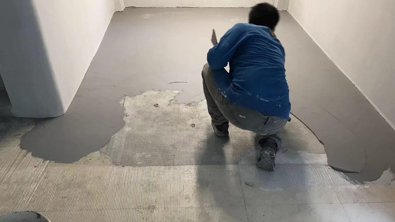 在选购卫浴产品时，消费者可以通过以下几种方式对比价格：